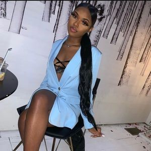 Meet your Posher, Amia